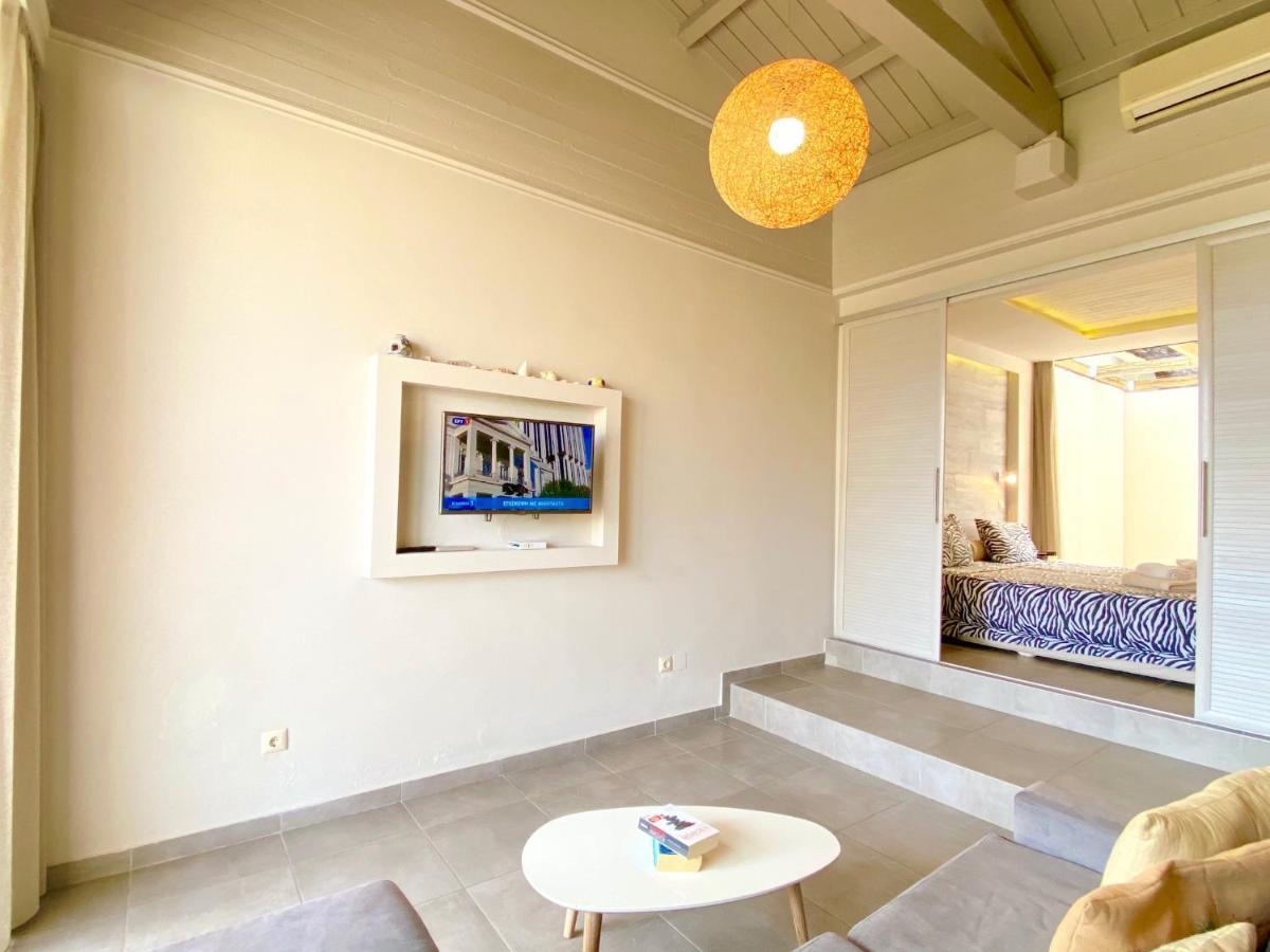 Barbati Beach Minivillas With Pool By Dadovillas Extérieur photo