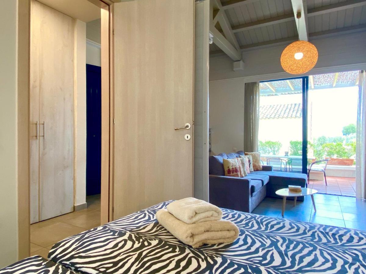 Barbati Beach Minivillas With Pool By Dadovillas Extérieur photo
